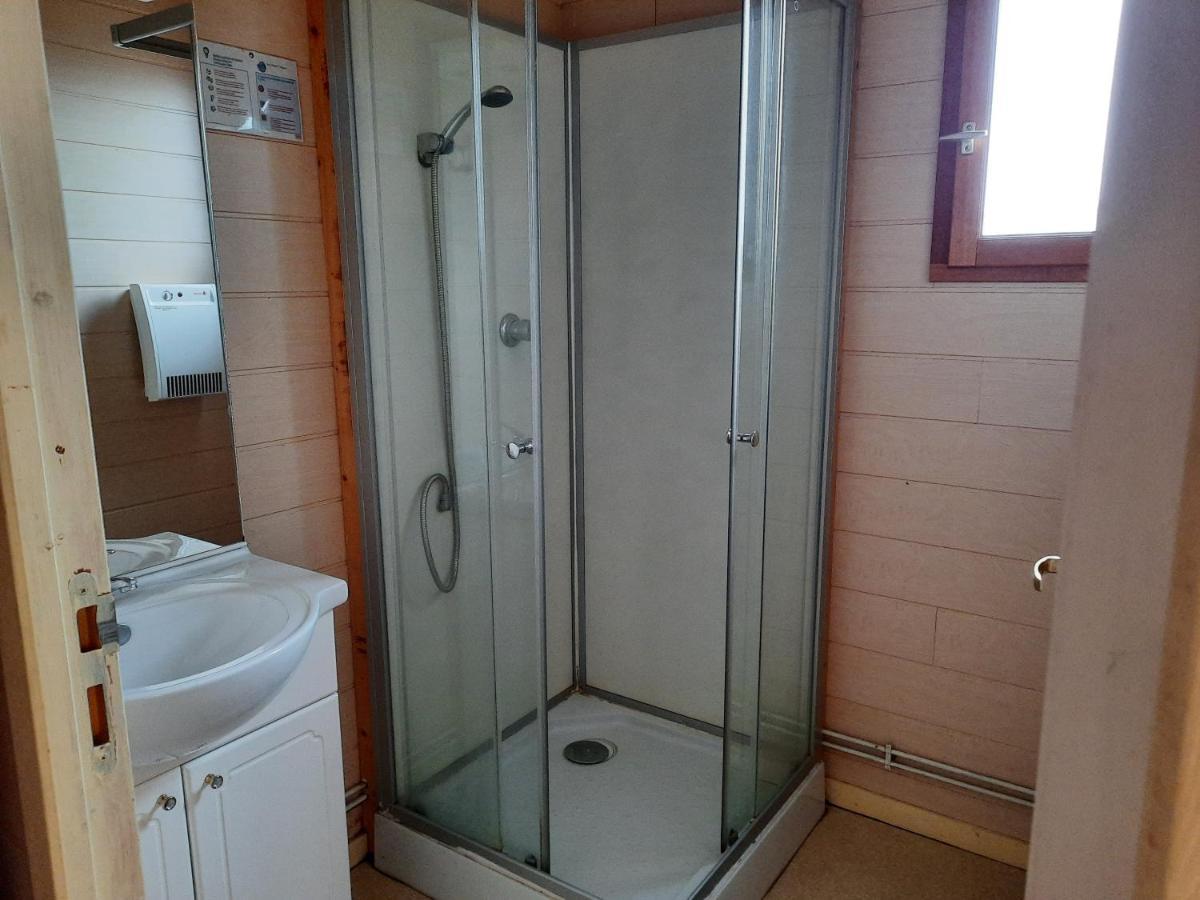 Camping De La Bageasse 브리우드 외부 사진