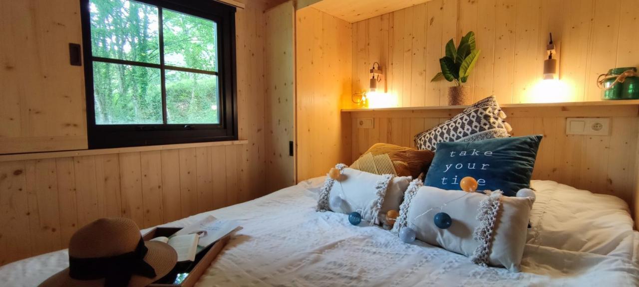 Camping De La Bageasse 브리우드 외부 사진
