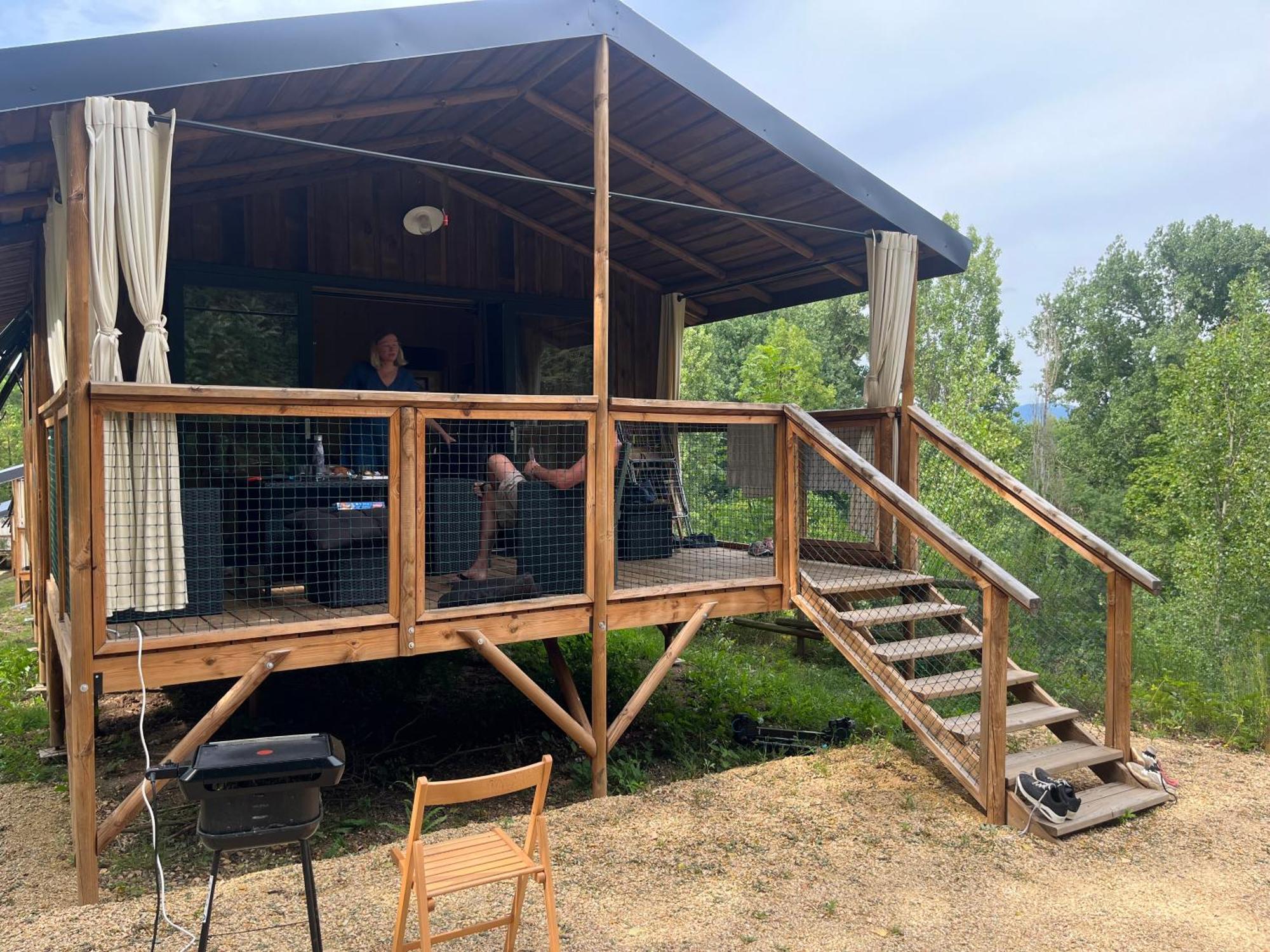 Camping De La Bageasse 브리우드 외부 사진