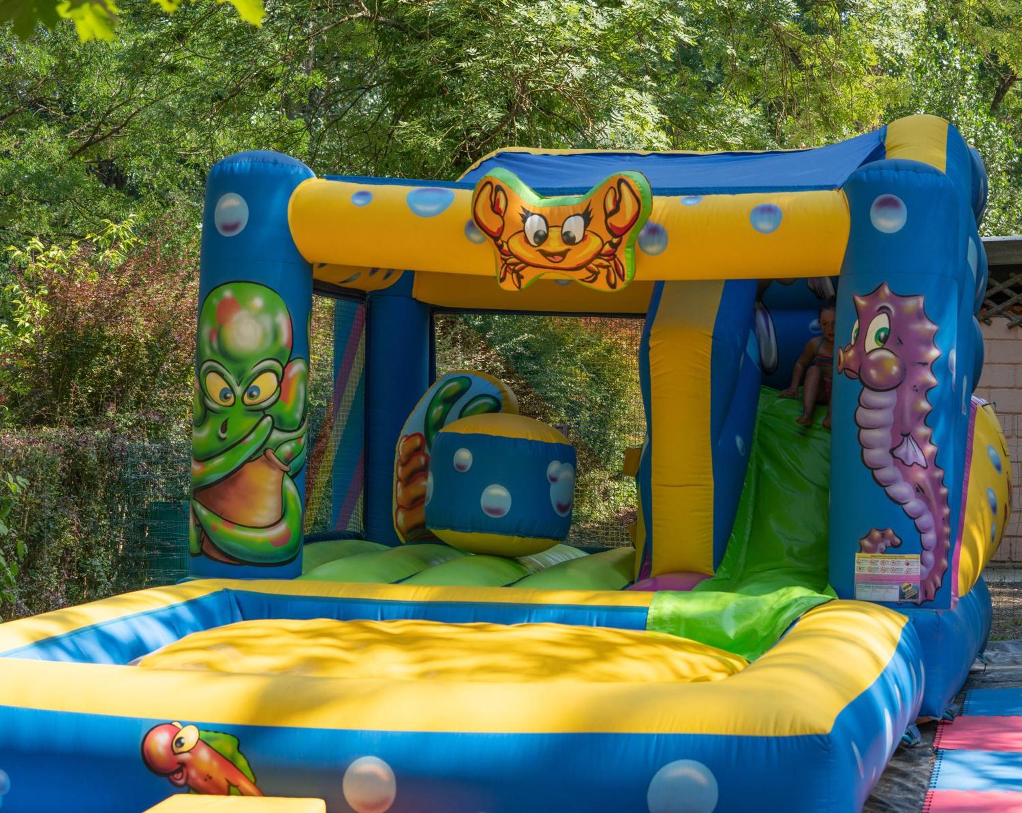 Camping De La Bageasse 브리우드 외부 사진