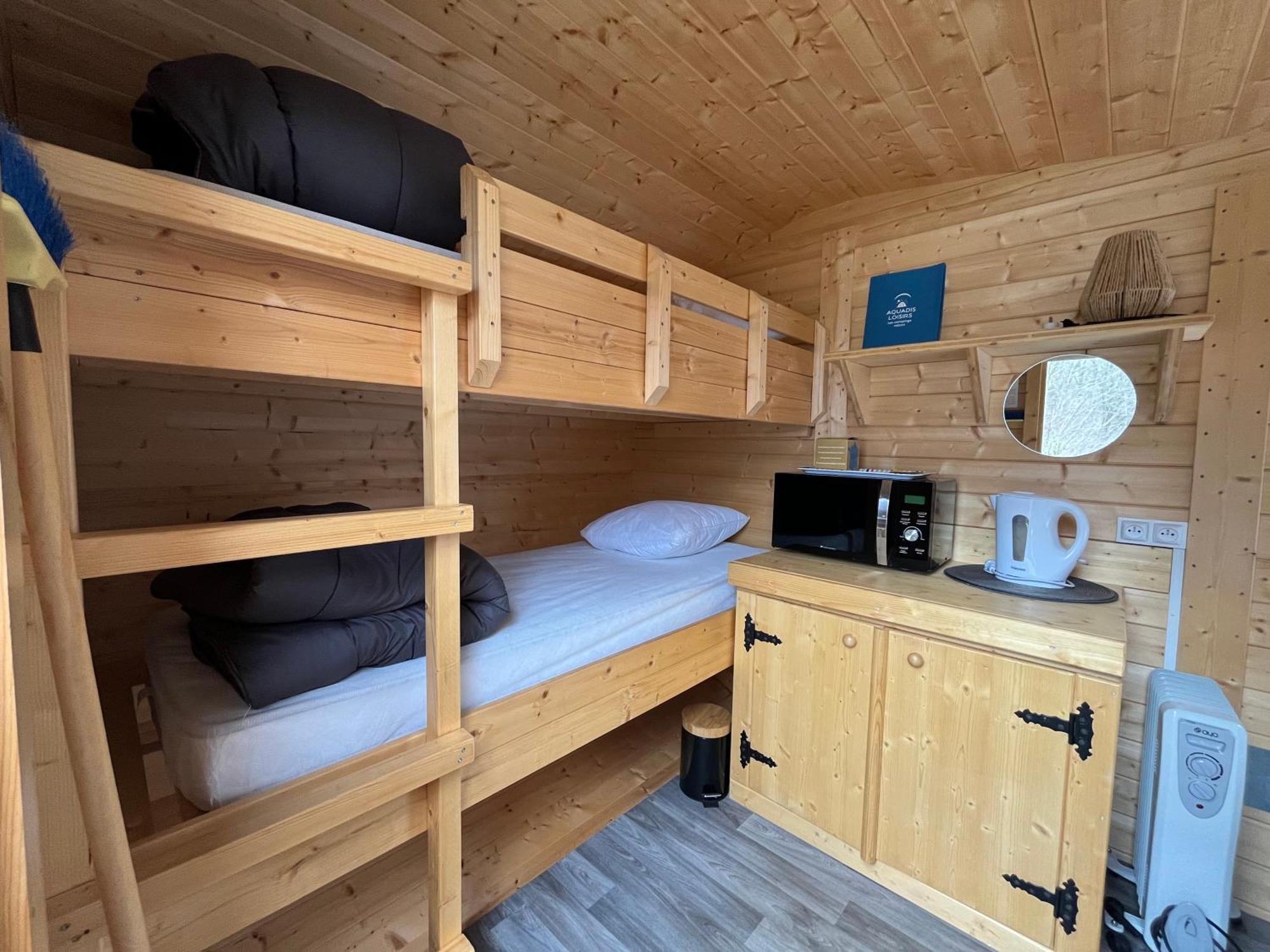 Camping De La Bageasse 브리우드 외부 사진